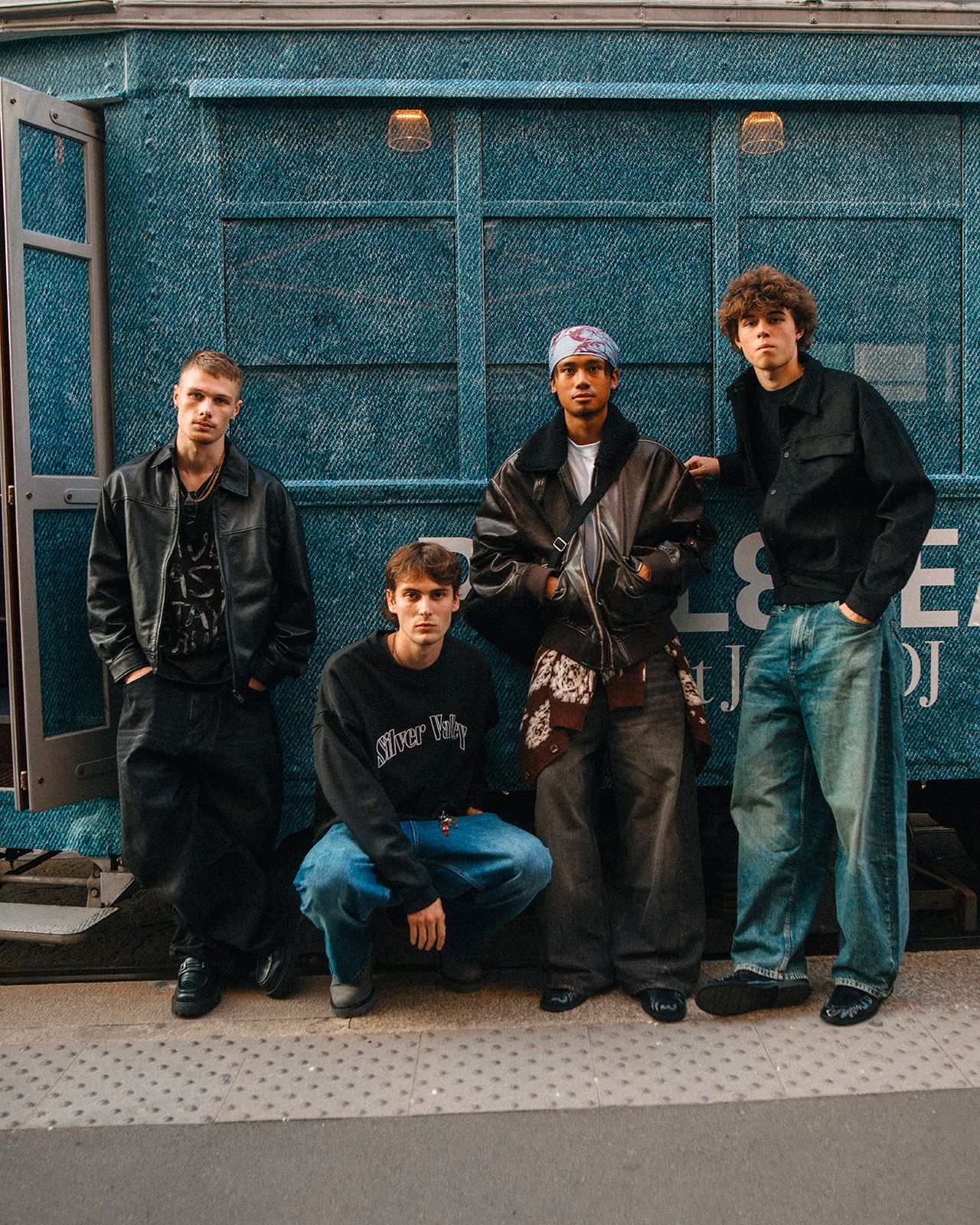 @gianluca_molin-&-@matteoxcascianelli-&-@ciaosonojuliann-@mattiacividino.jpg