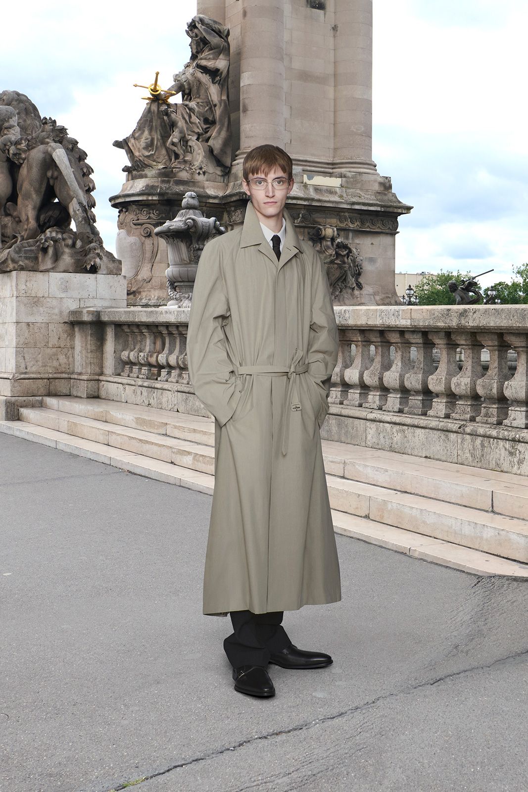 BALENCIAGA-COUTURE-54-LOOK-19_CLEMENT.jpg