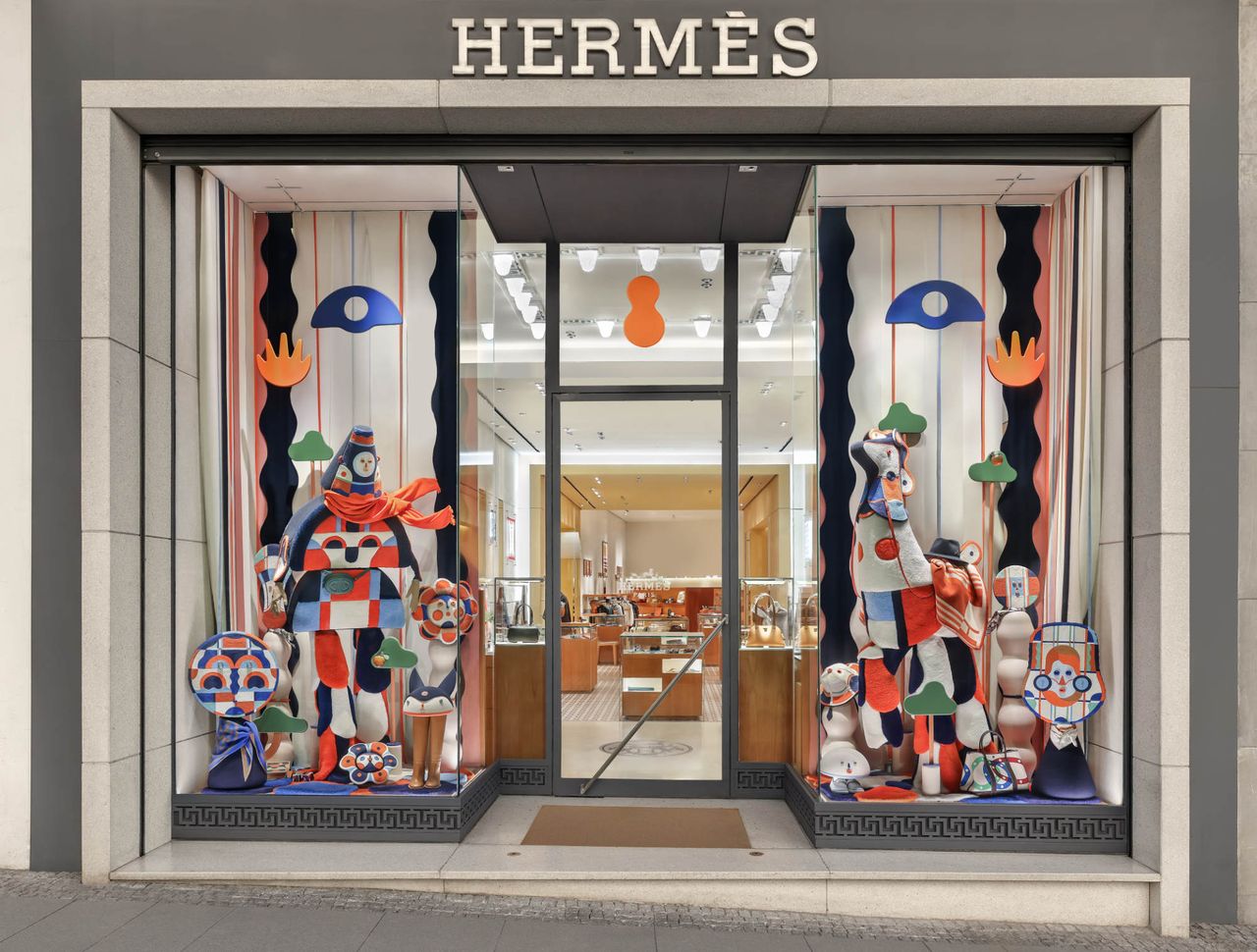 Hermes_4.jpg