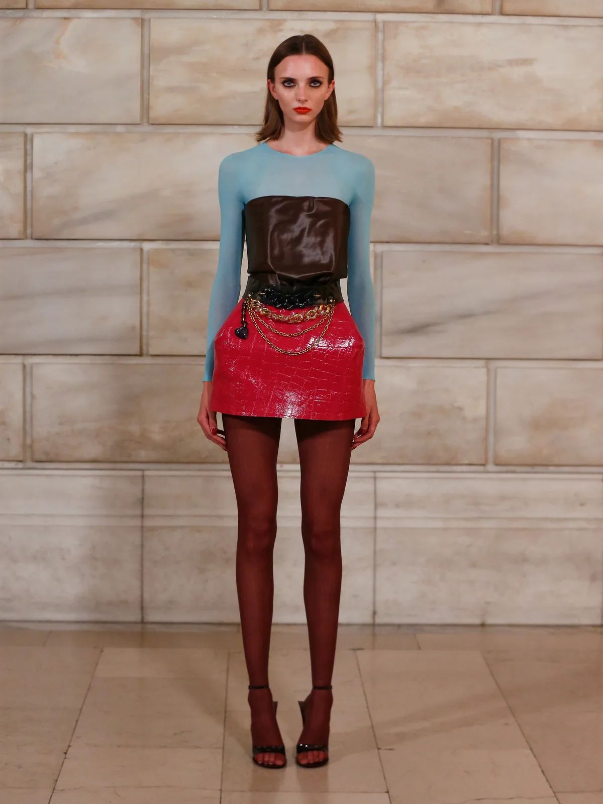 metal-marc-jacobs-09.webp