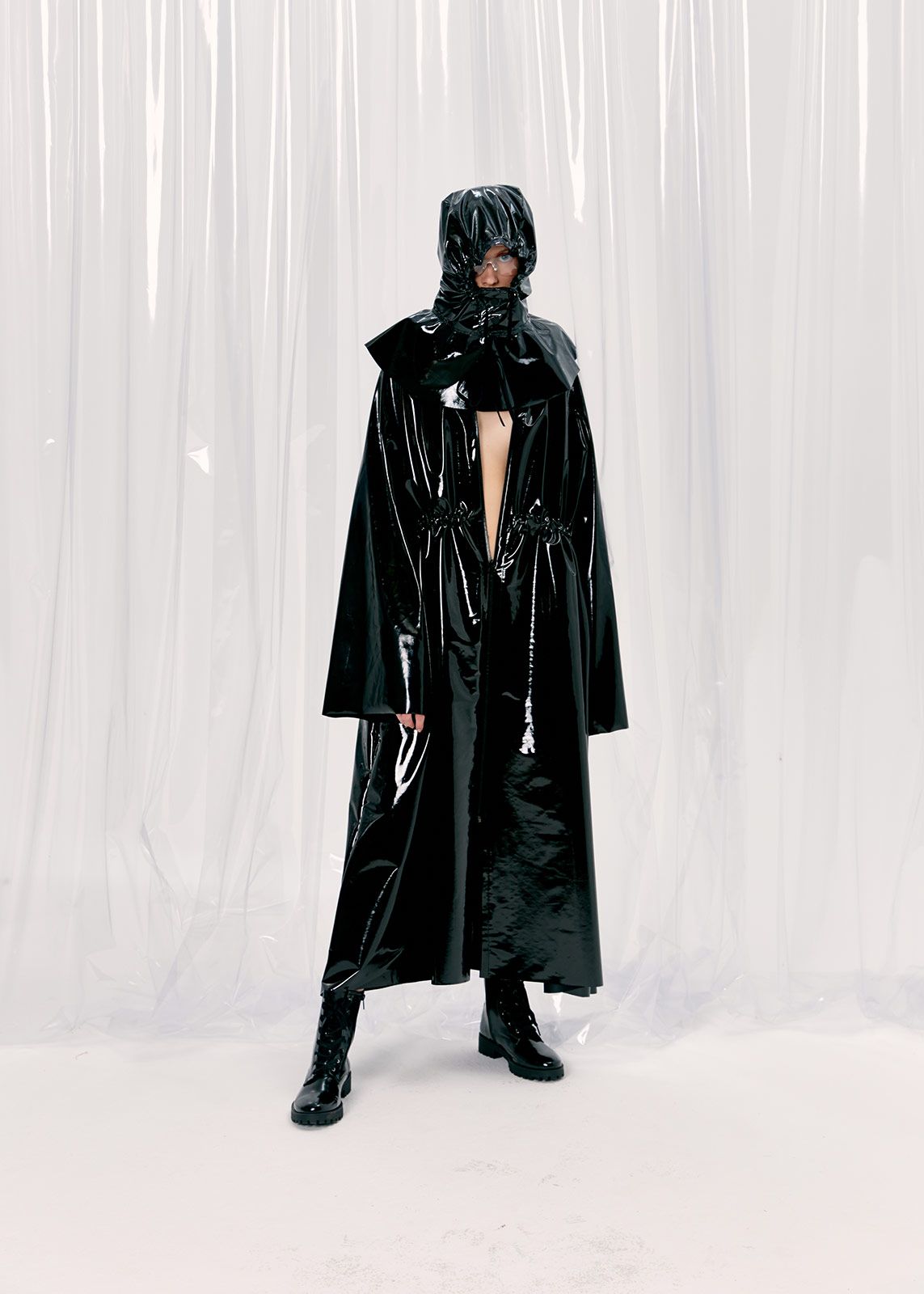 Alisa Kuzembaeva Metalmagazine 1.jpg