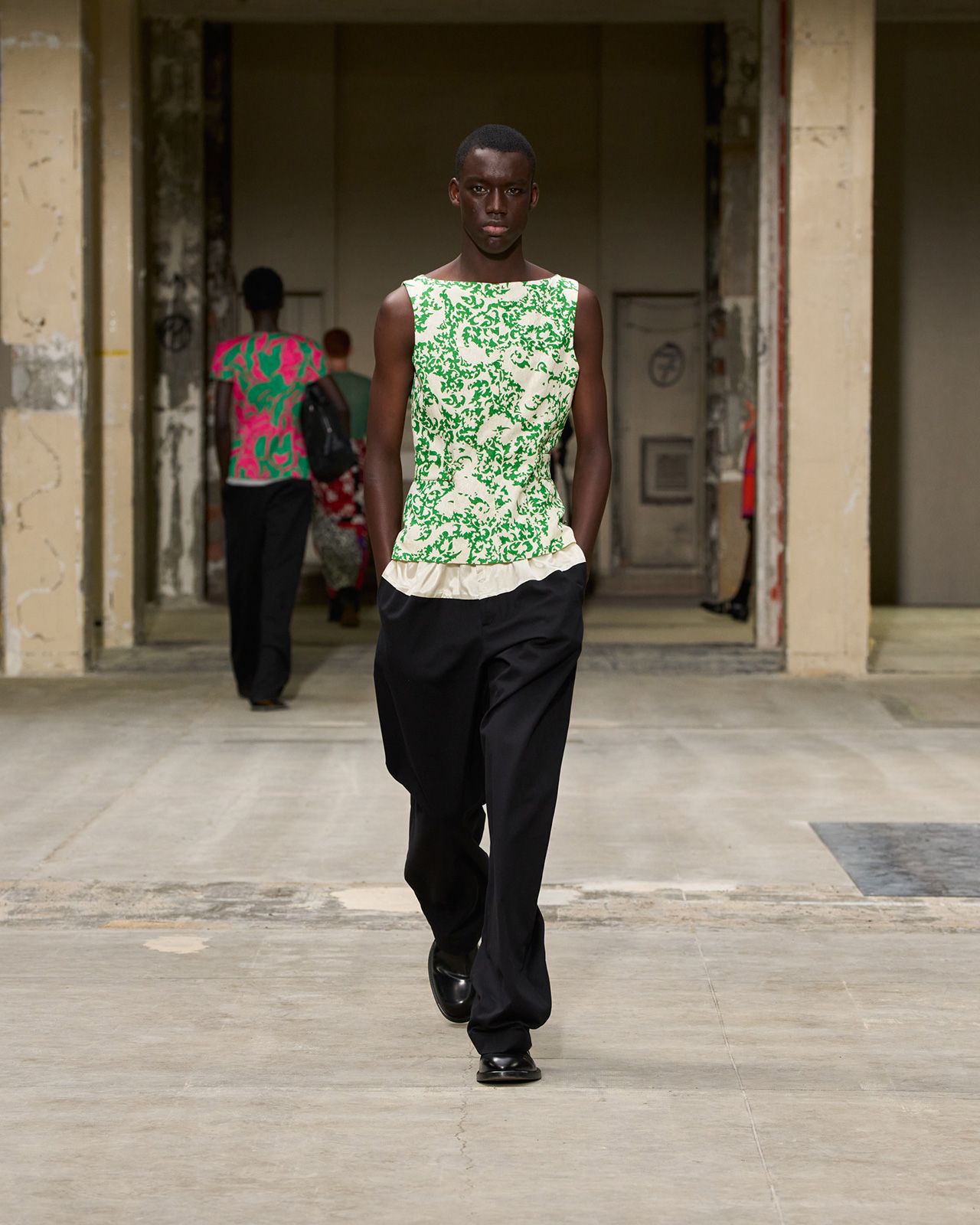 Dries-Van-Noten-S26-26.jpg