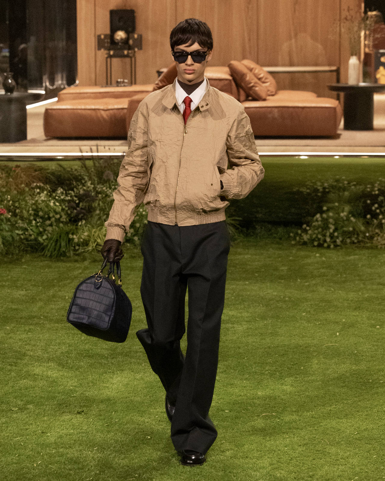 LOUIS-VUITTON-MEN-FALL-WINTER-2026_27.jpg