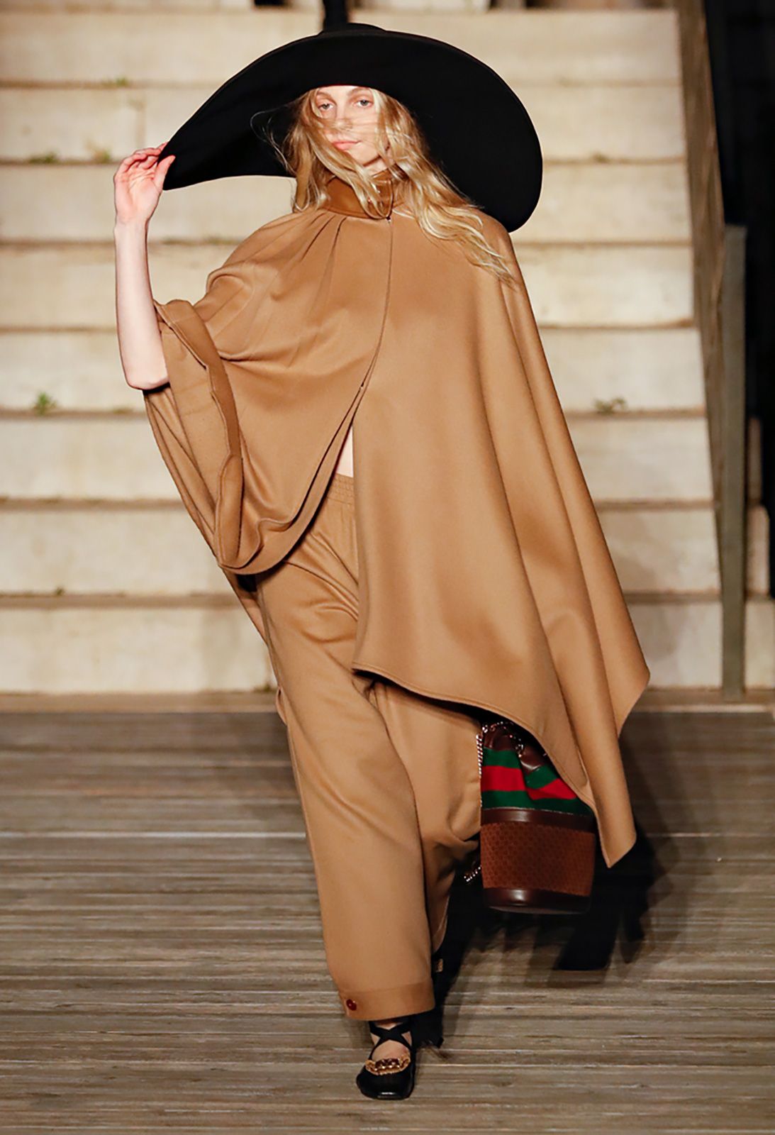 Gucci Resort 2023 32.jpg