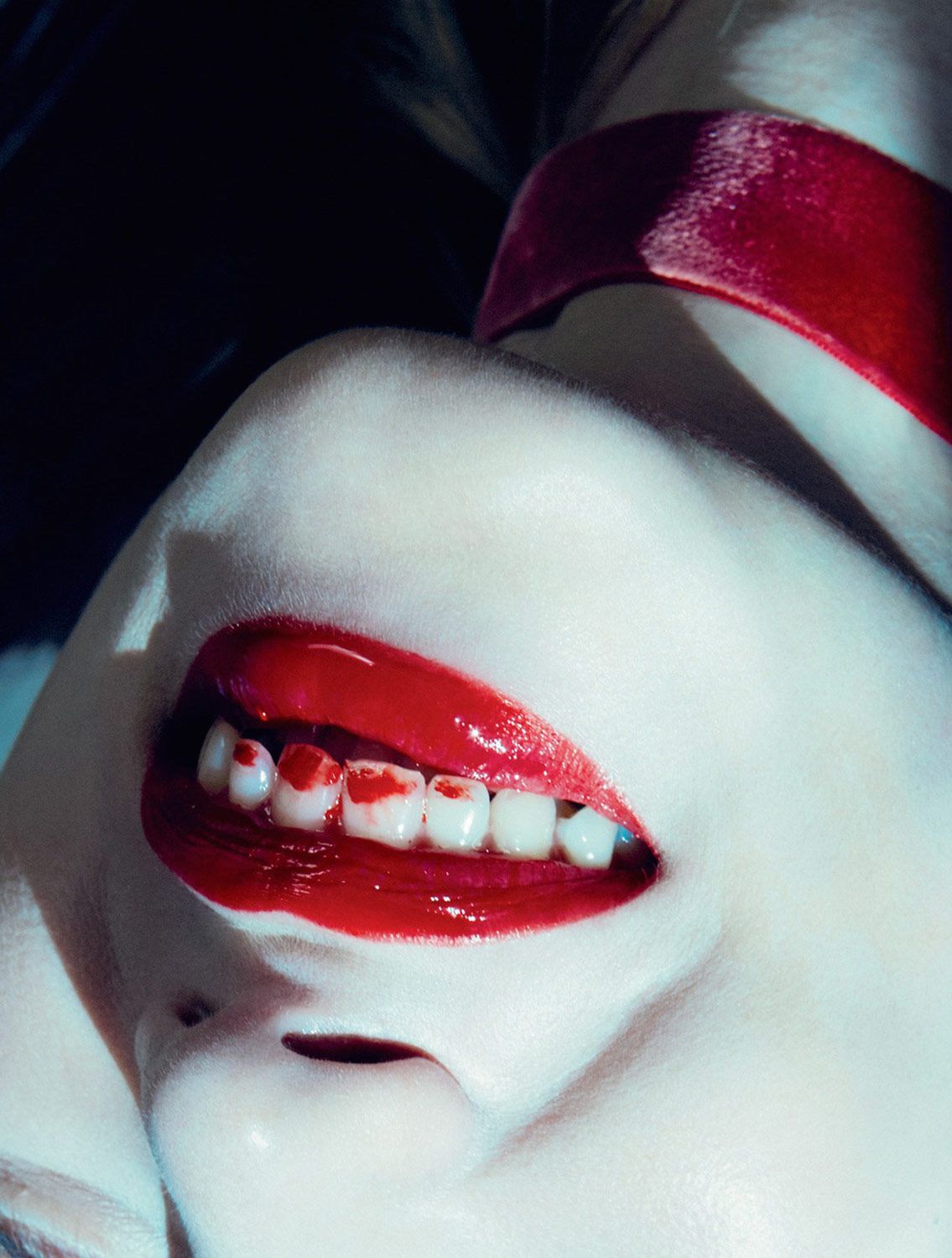 Lottie Star Metalmagazine 9.jpg