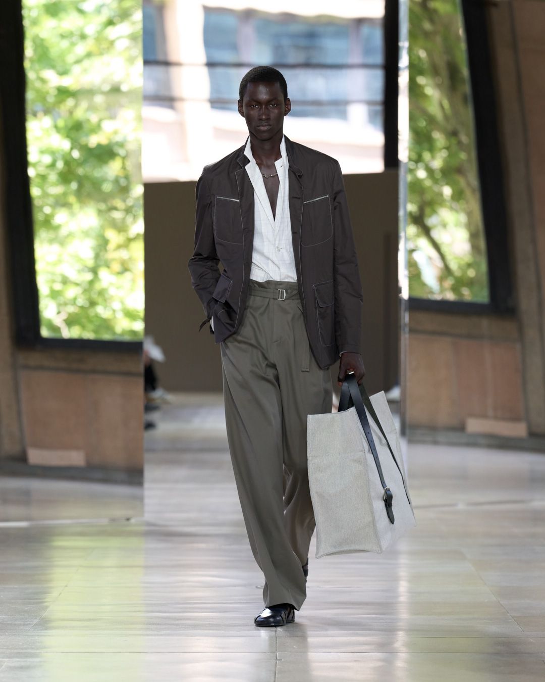 HERMES_MRTW_SHOW_SS26_RUNWAY_12.jpg