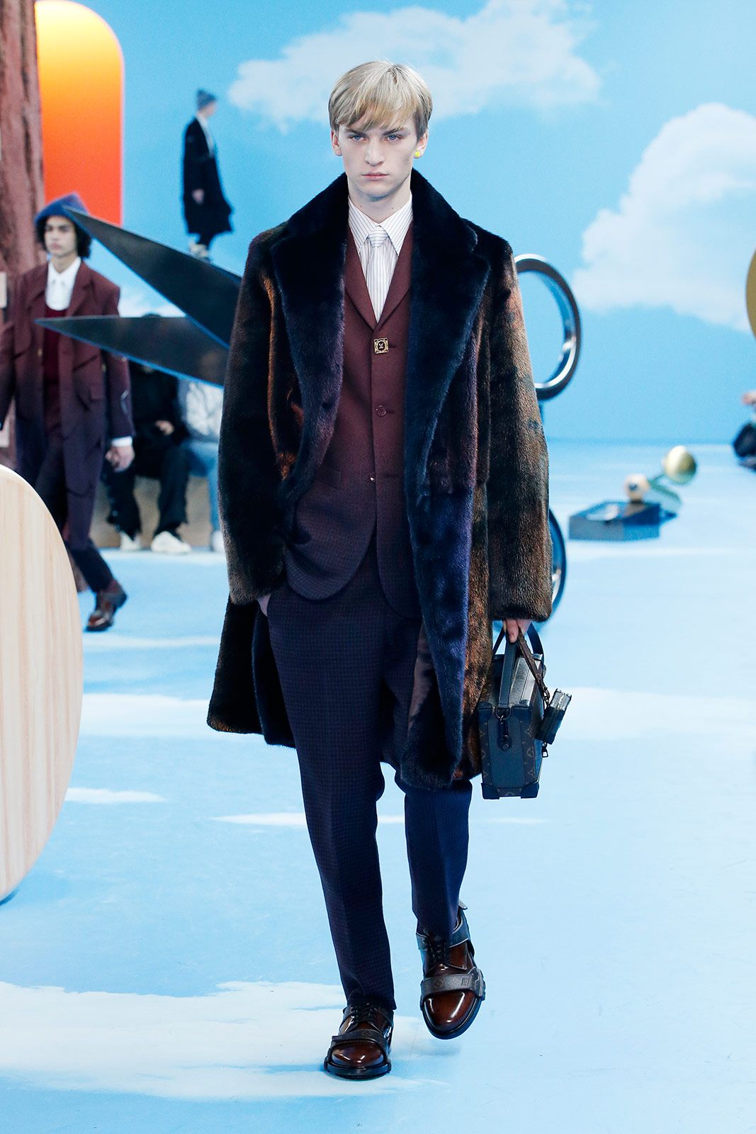 Louis Vuitton F W20 Metalmagazine 14.jpg