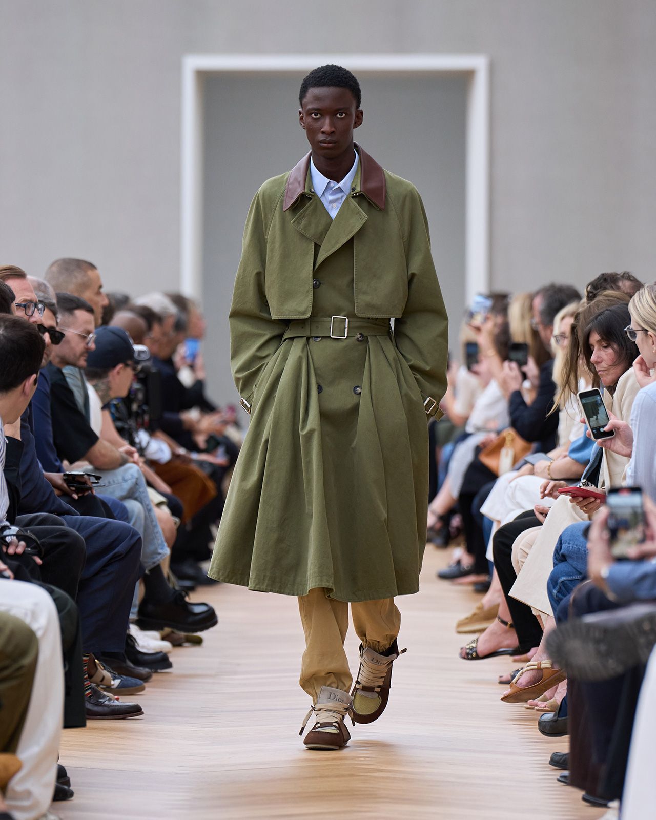 DIOR-SUMMER-2026-COLLECTION_VISUELS_LOOK-RUNWAY_22.jpg