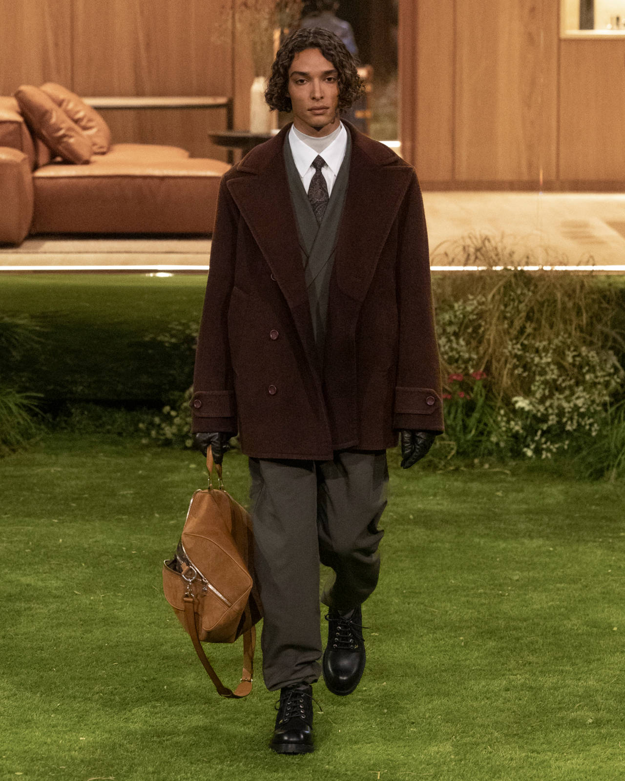 LOUIS-VUITTON-MEN-FALL-WINTER-2026_28.jpg
