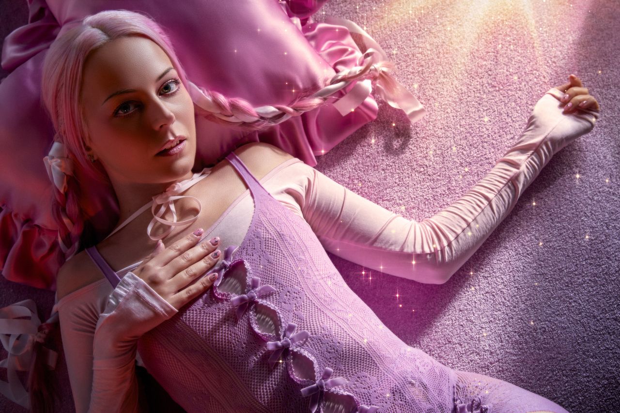 Hannah Diamond 2.jpg