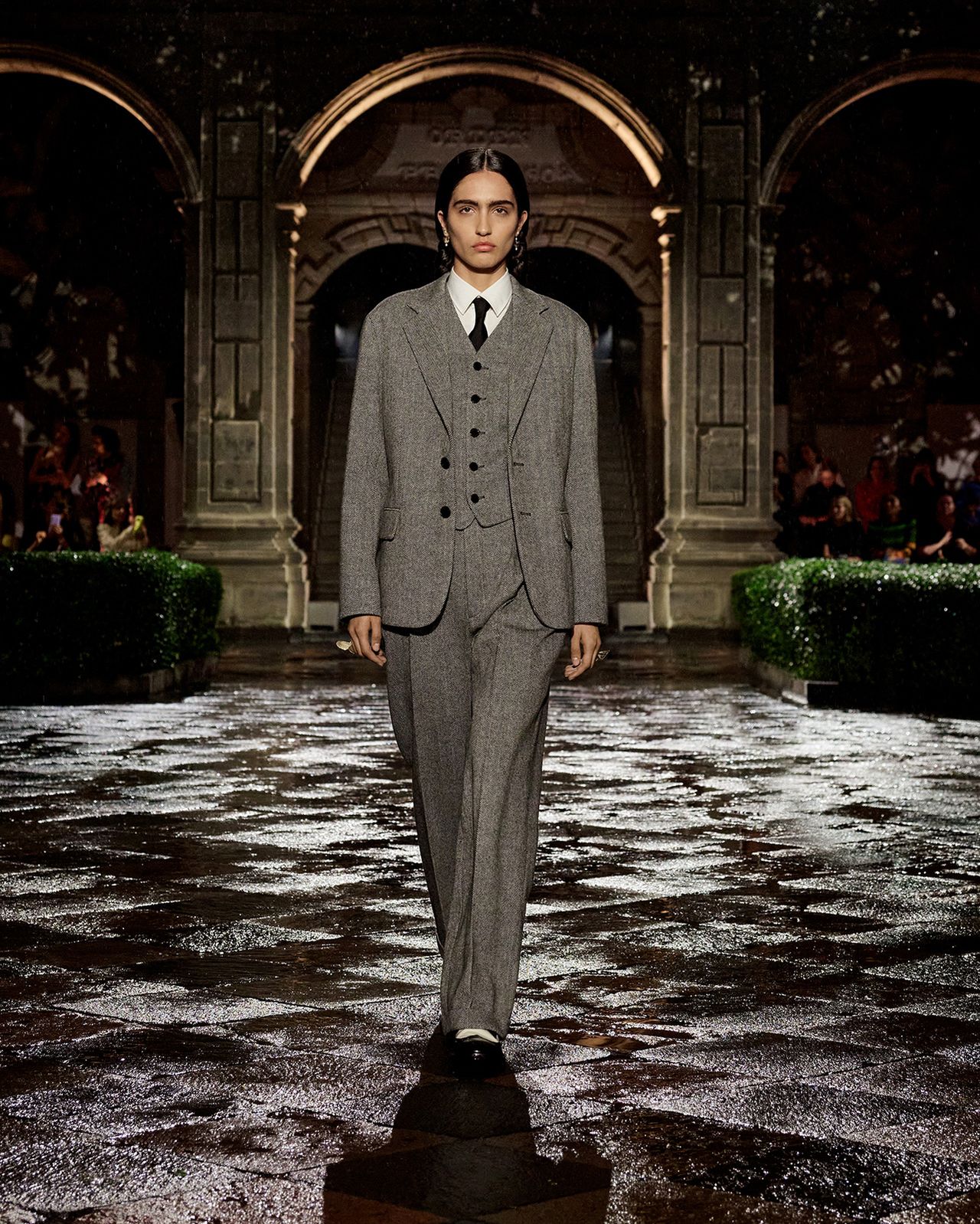 Dior Cruise 2024 26.jpg