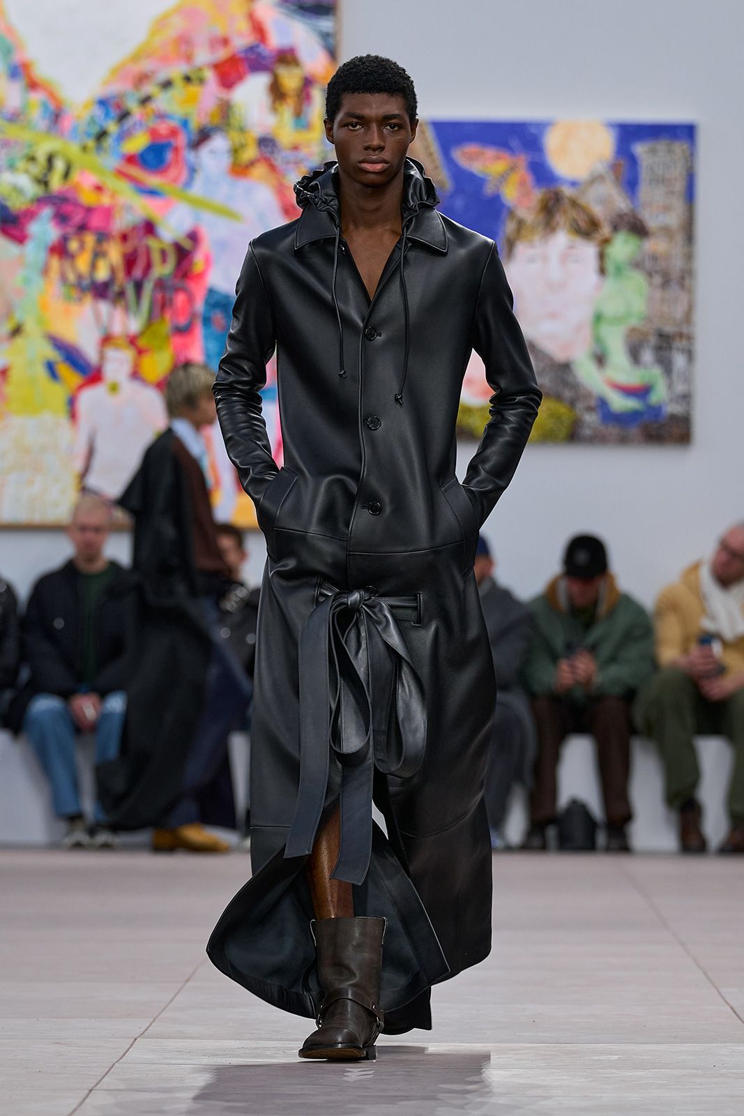 LOEWE_FW24_MW_SHOW_47.jpg