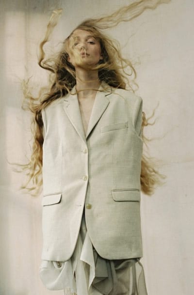 Sophie Mayanne Metalmagazine 4.jpg
