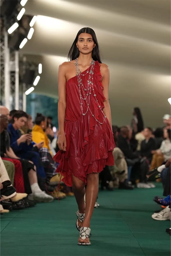 Burberry S S24 15.jpg