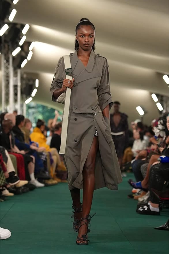 Burberry S S24 37.jpg