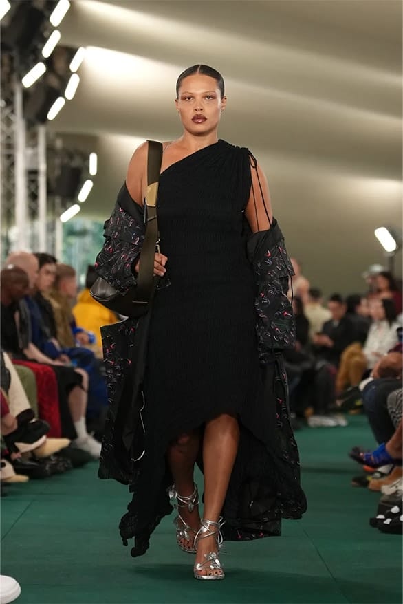 Burberry S S24 44.jpg
