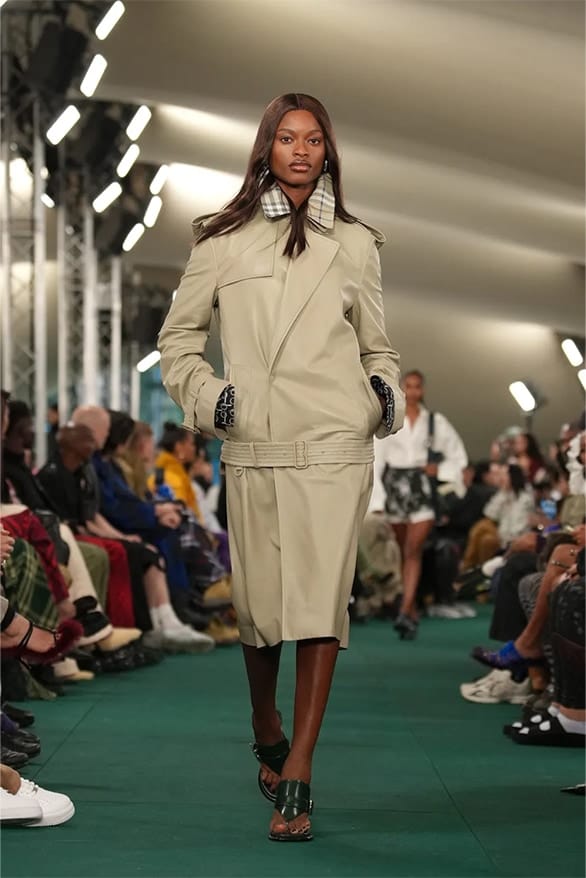 Burberry S S24 7.jpg