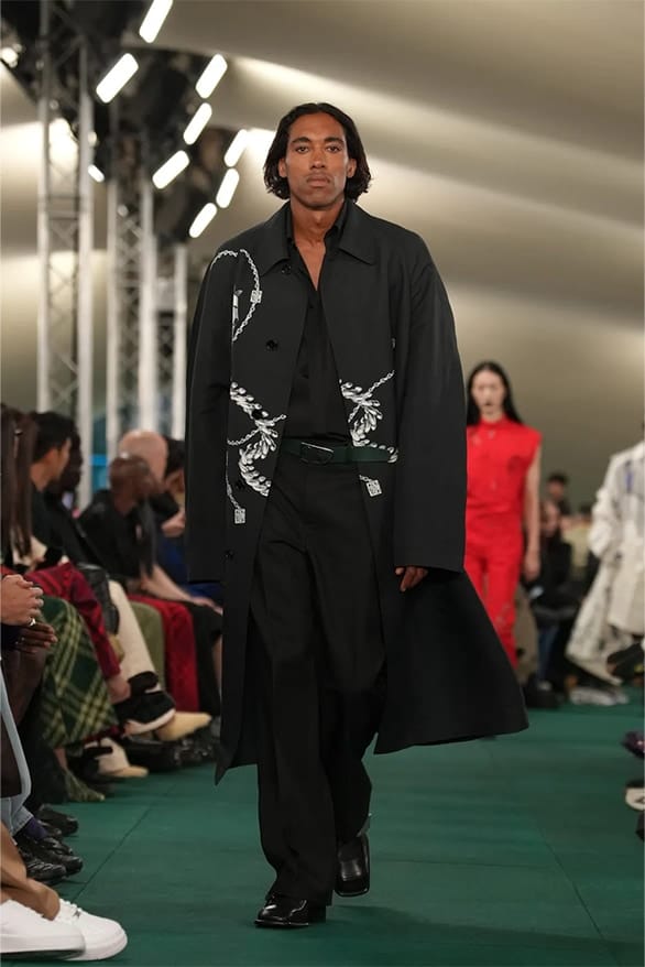 Burberry S S24 21.jpg