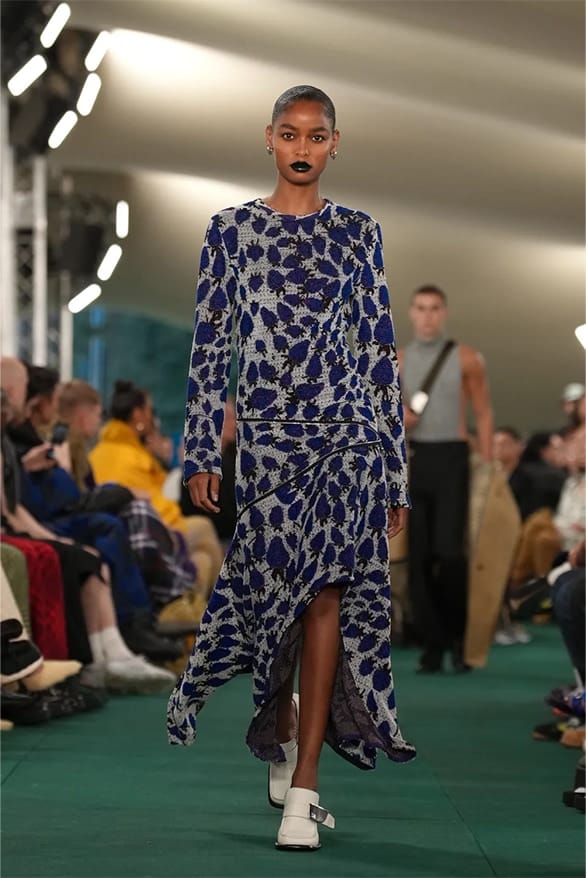 Burberry S S24 31.jpg