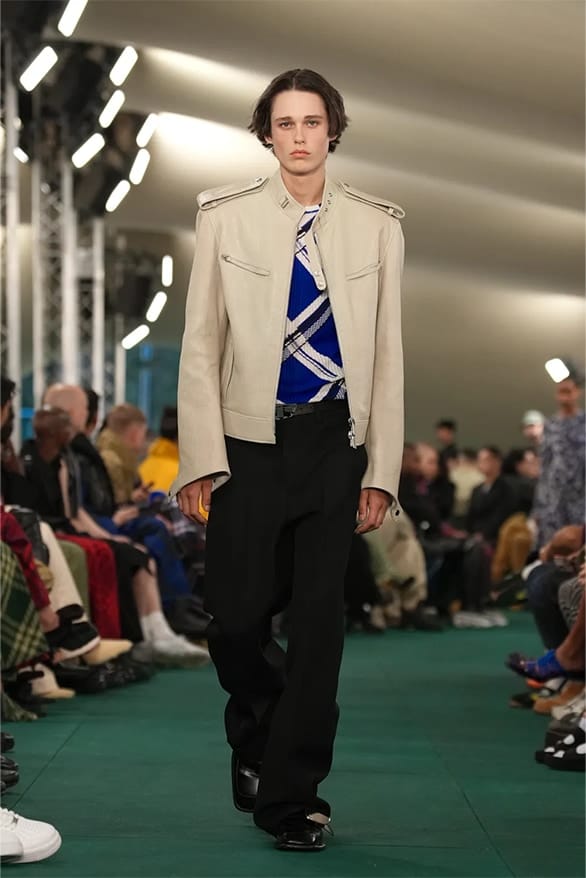 Burberry S S24 30.jpg