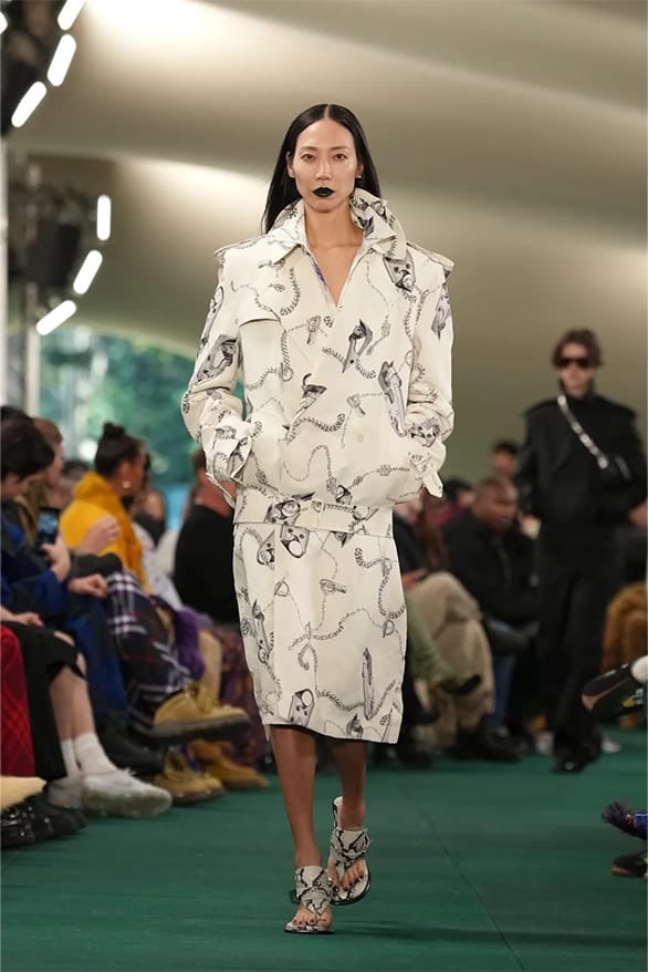 Burberry S S24 5.jpg