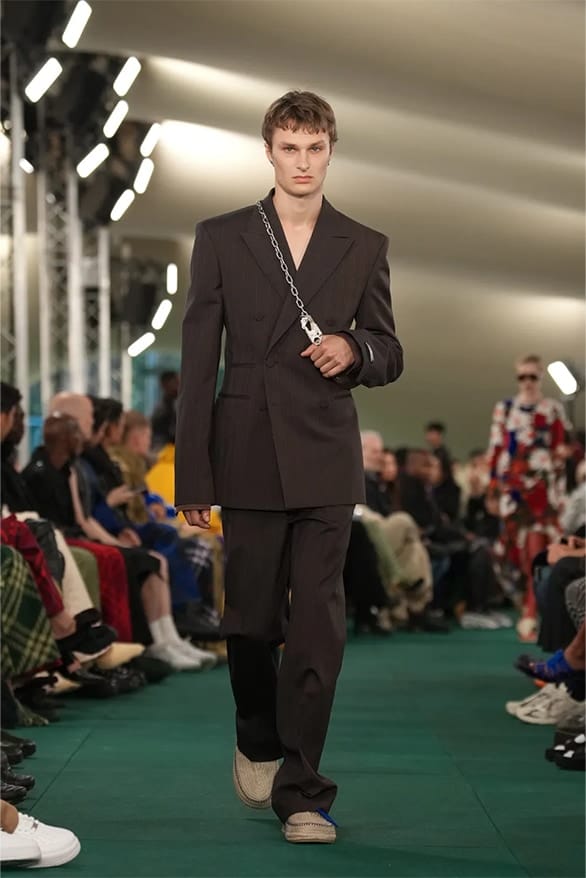 Burberry S S24 49.jpg