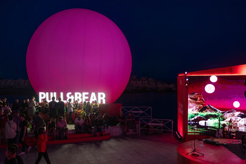 The Vision by Pull&Bear