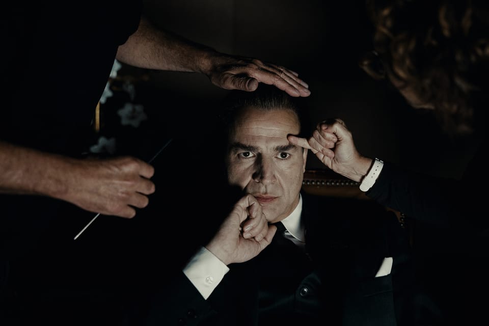 Cristóbal Balenciaga: la serie