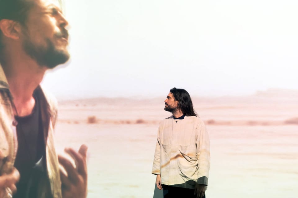 Oliver Laxe: HU/هُوَ. Bailad como si nadie os viera