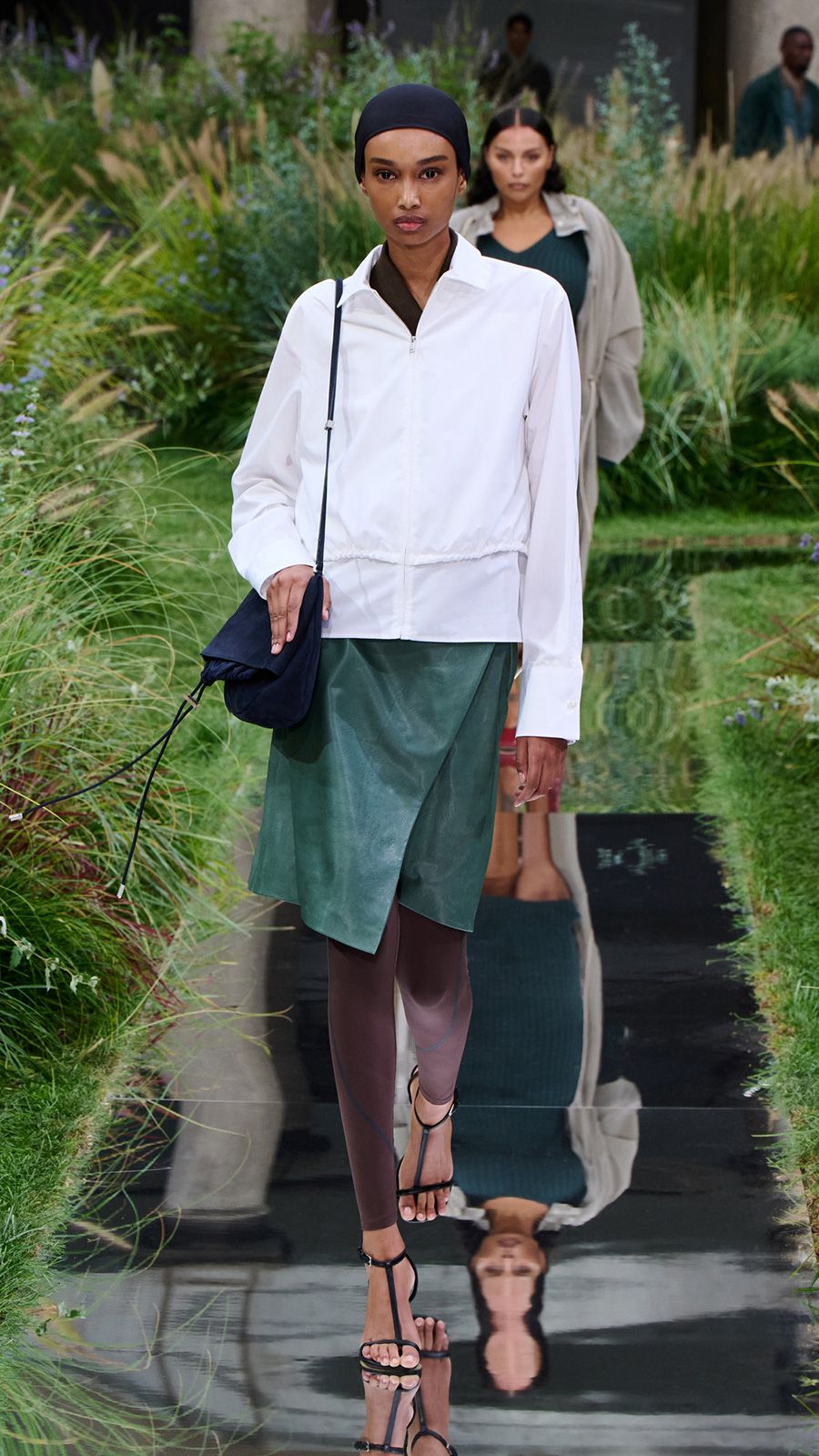 BOSS_SHOW_SPRING_SUMMER_2025_MILAN_9X16_Look_14__image-mid-res.jpg