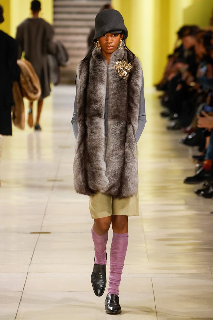 MIU-MIU_FW25_LOOK_5.jpg