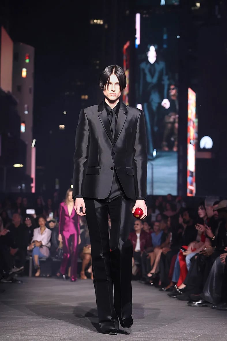 metal-gucci-04.webp