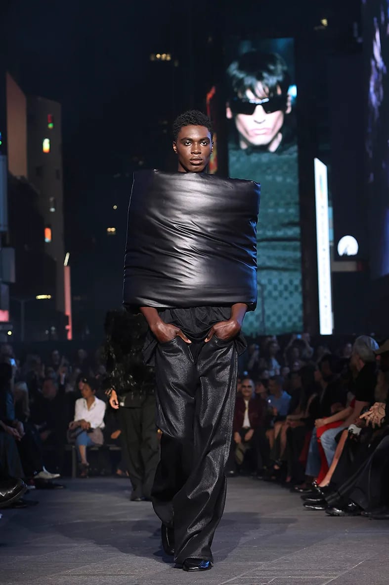 metal-gucci-37.webp