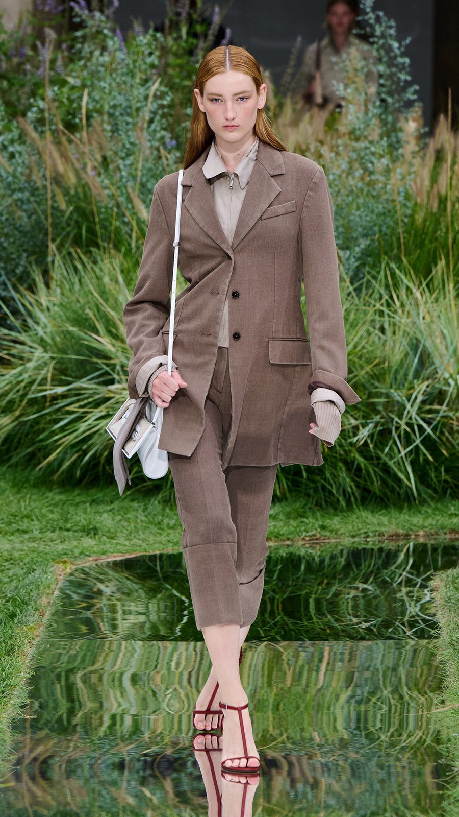 BOSS_SHOW_SPRING_SUMMER_2025_MILAN_9X16_Look_44__image-mid-res.jpg