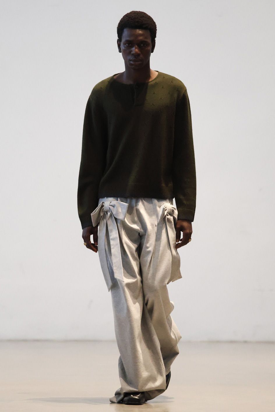 Andrej_Gronau_SS26_Look_18_Press_by_Boris-Marberg_for_BFW.jpg