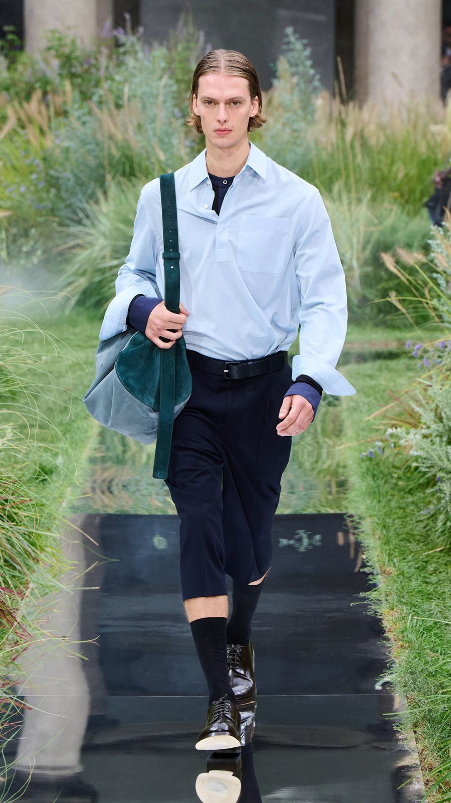 BOSS_SHOW_SPRING_SUMMER_2025_MILAN_9X16_Look_04__image-mid-res.jpg