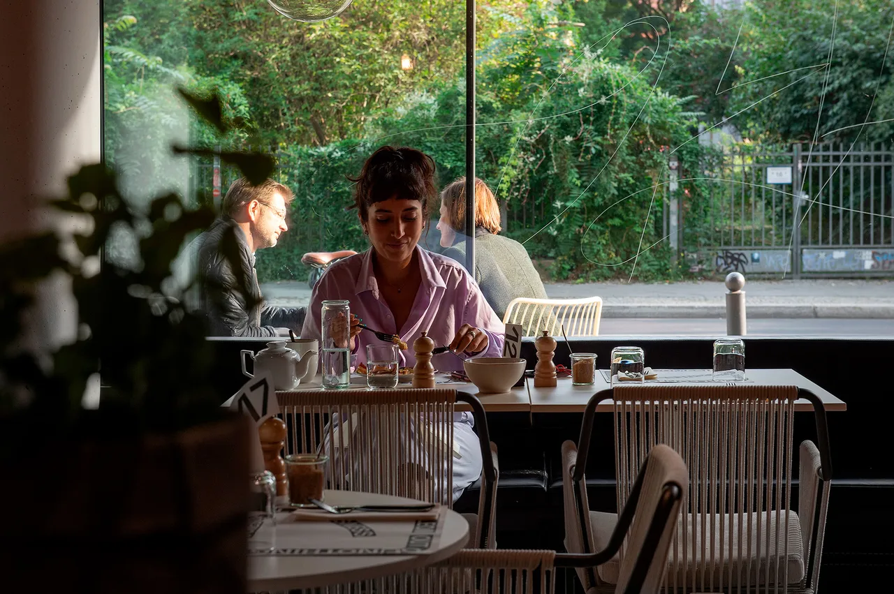 Cafe Camaleon Metalmagazine 7.jpg