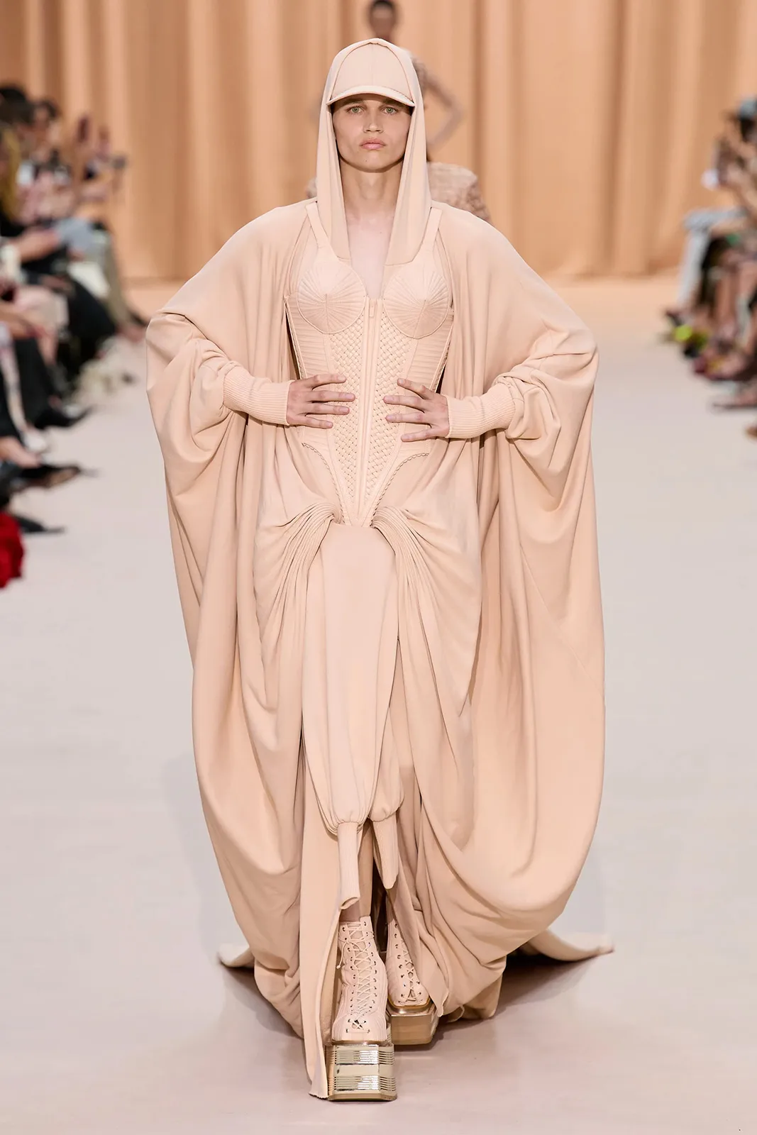 00016 Jean Paul Gaultier Fall 2022 Couture Credit Gorunway