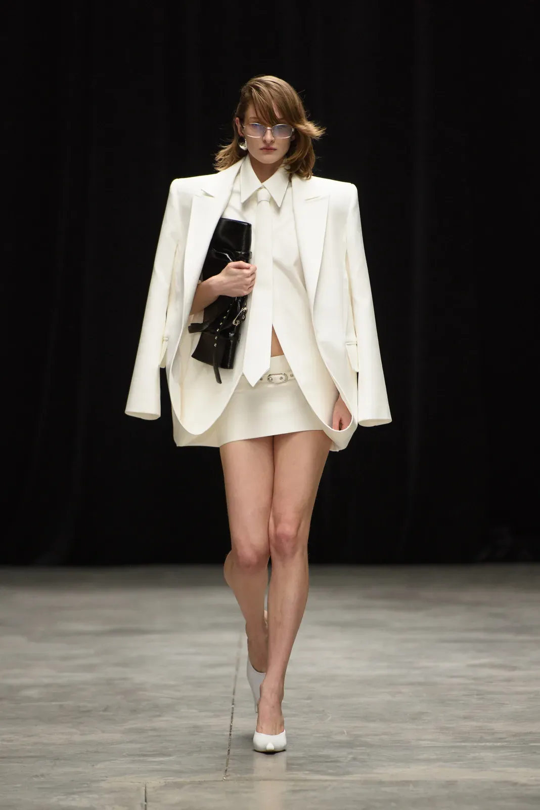 metal-mercedes-benz-fashion-week-tbilisi-03-alekandre-akhalkatsishvili-01