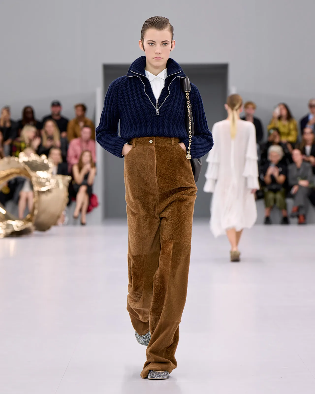 Loewe S S24 38