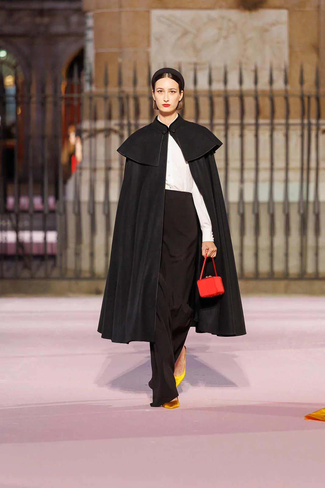 Carolina-Herrera_SS_2026_25
