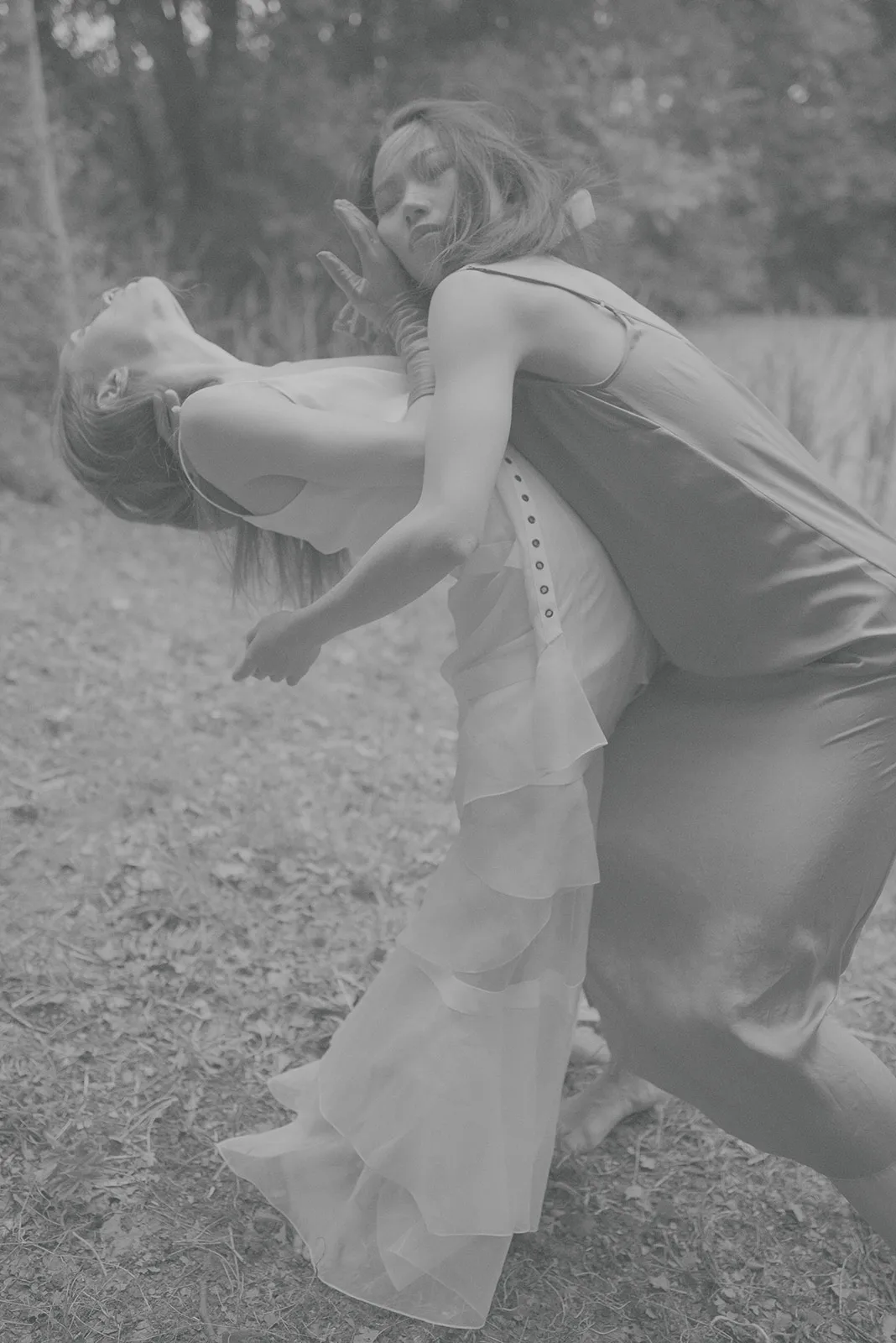 Willand Joan Dancing in the Wood Metalmagazine 5