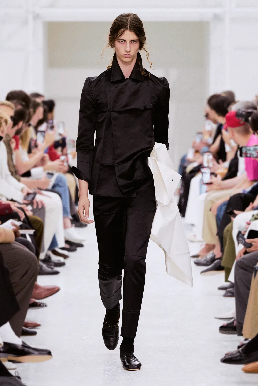 metal-celine-s-s-2027-menswear-04