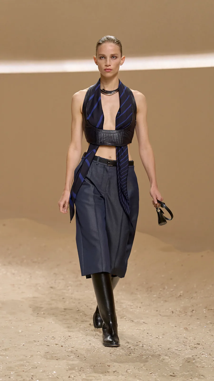 HERMES_WRTW_SS26_Runway_21
