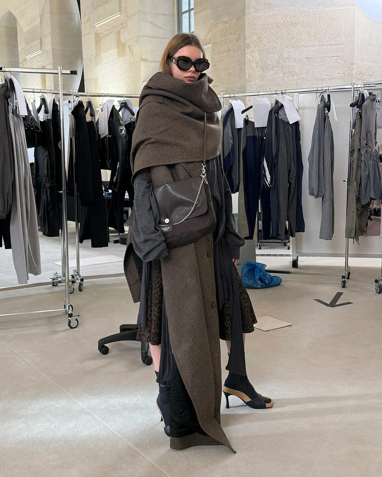BALENCIAGA-FALL-25-LOOK-13_NOLWENN.jpg