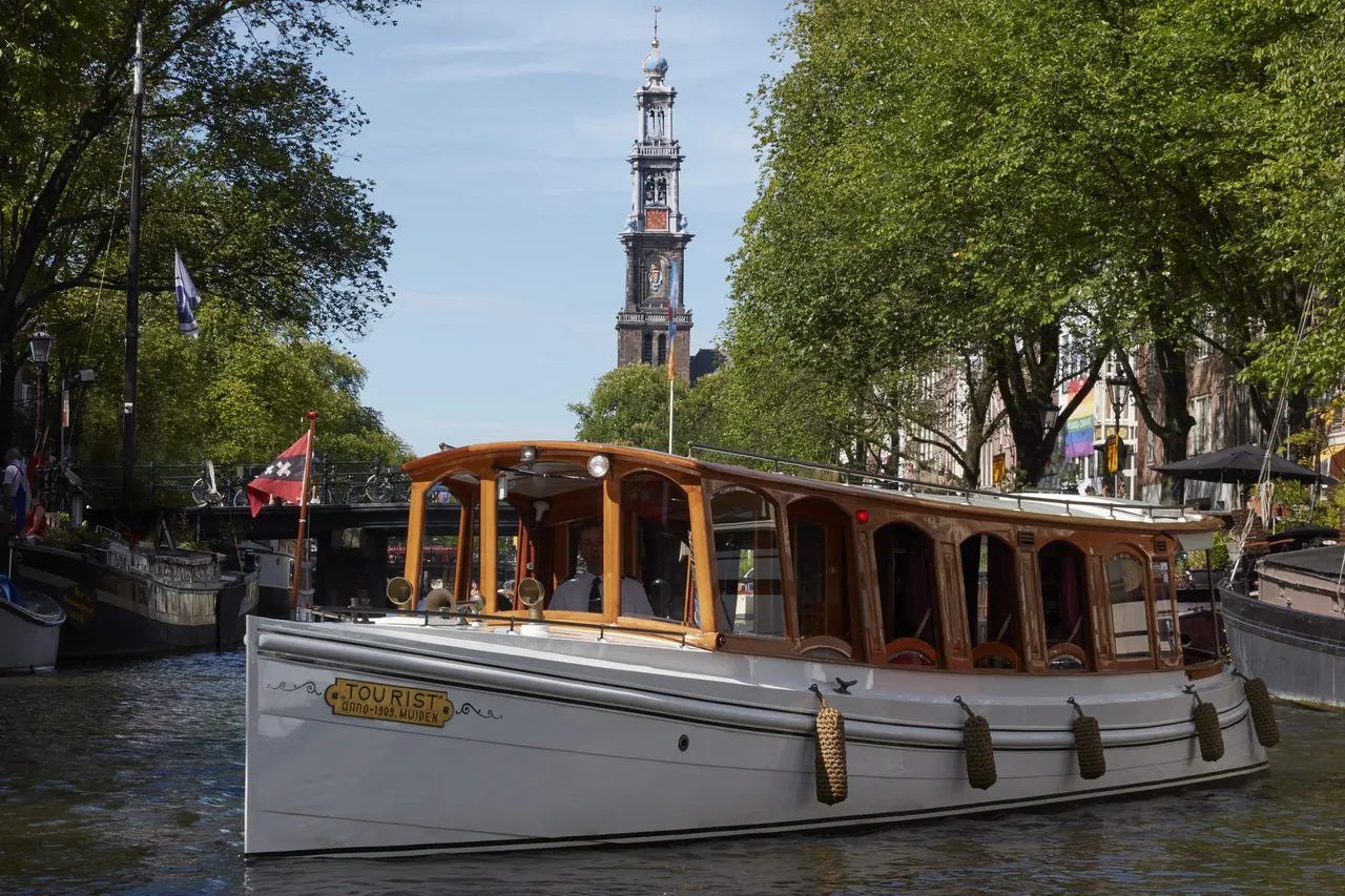 metal-pulitzer-amsterdam-42