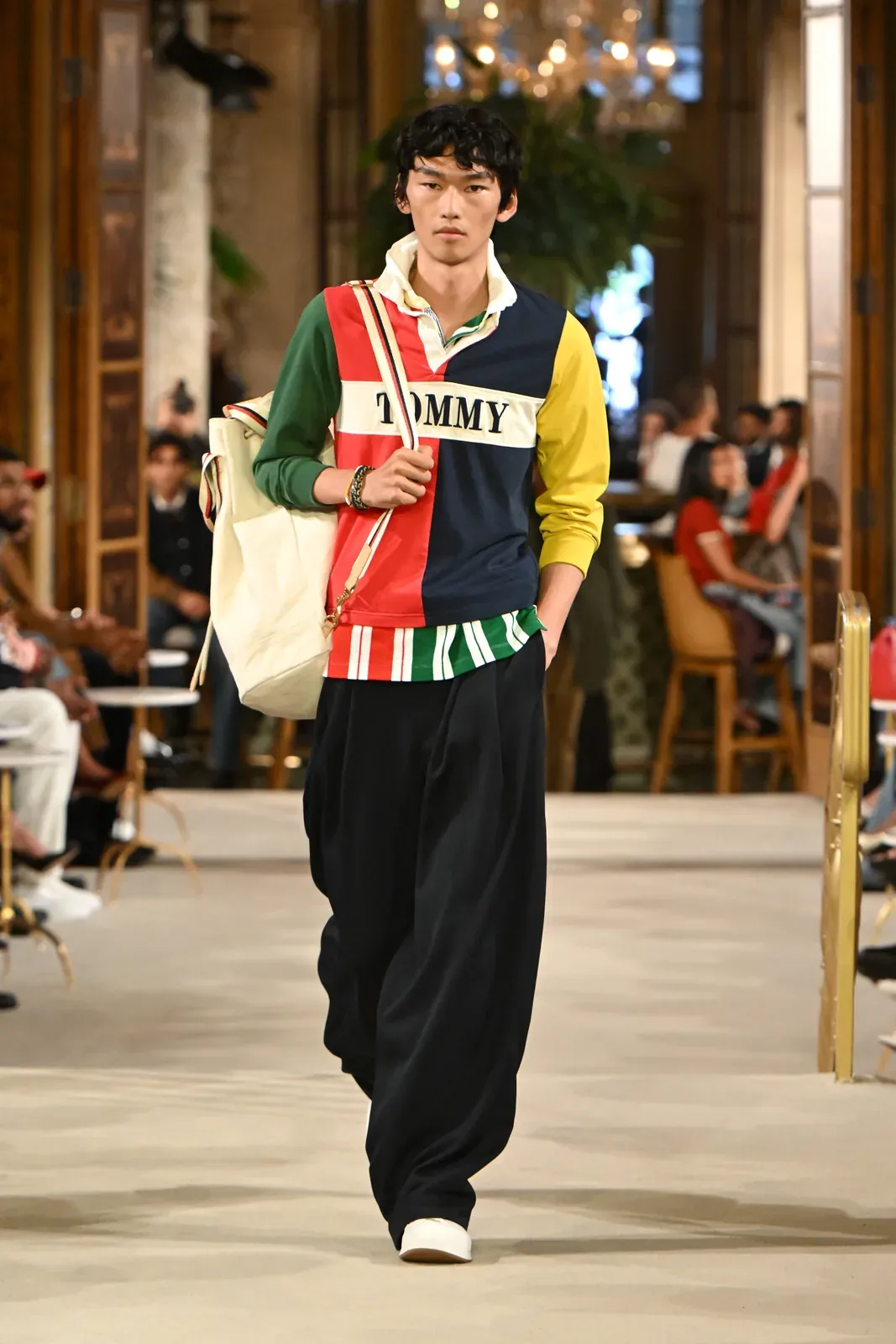 metal-tommy-hilfiger-spring-2027-09