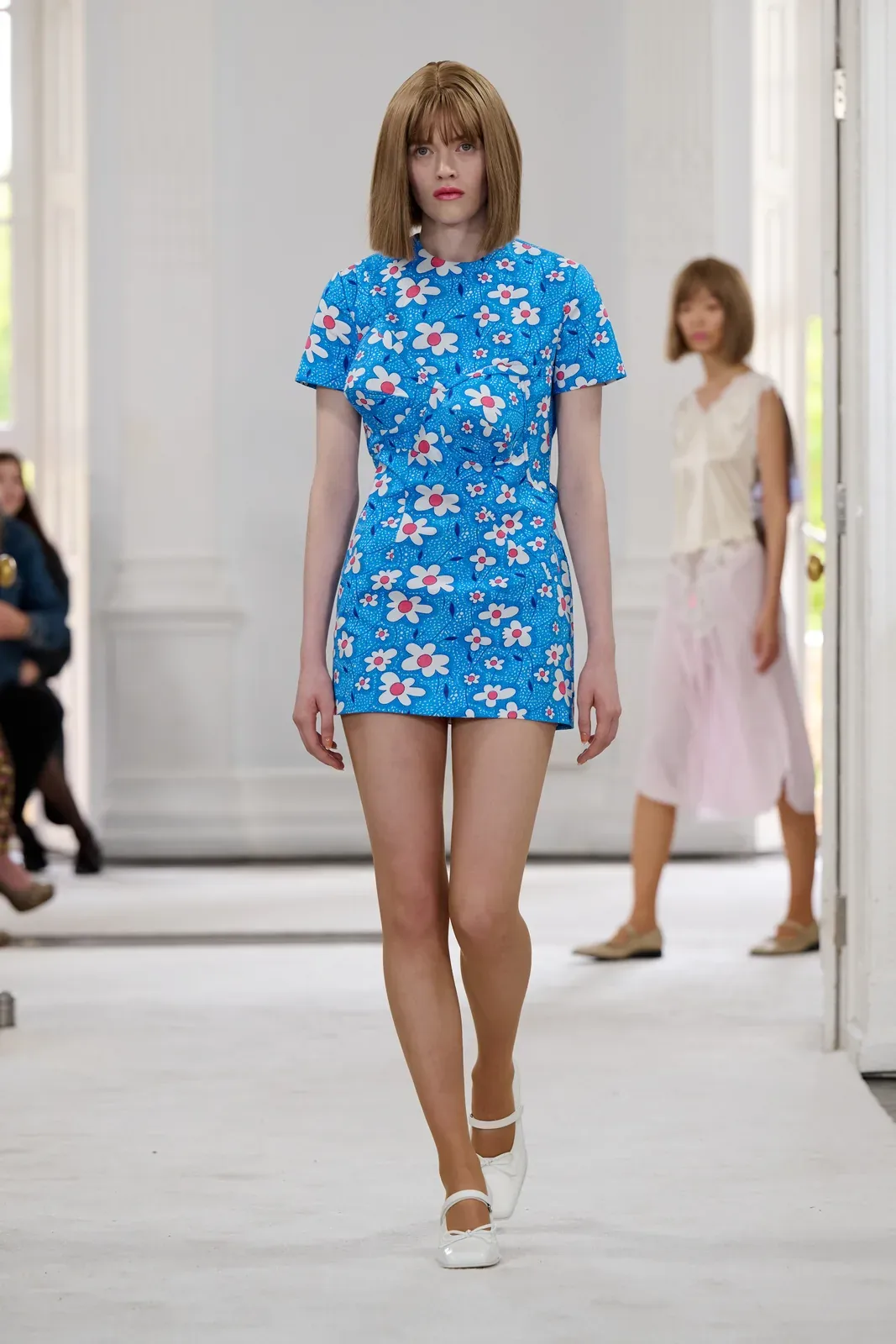 metal-london-fashion-week-ss27-ashley-williams-10