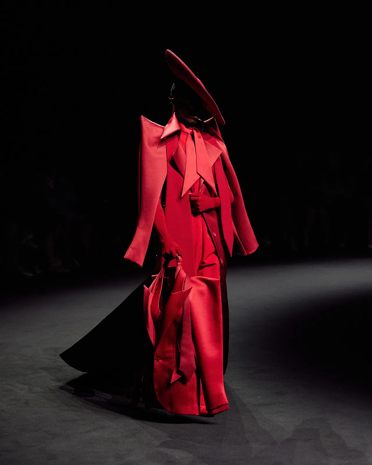 Robert_Wun_Fall-Winter_2025_Couture_3