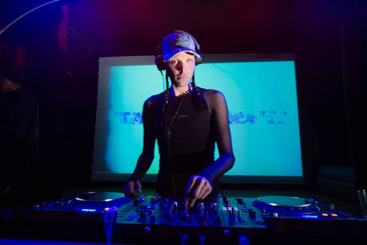Choice Club 7